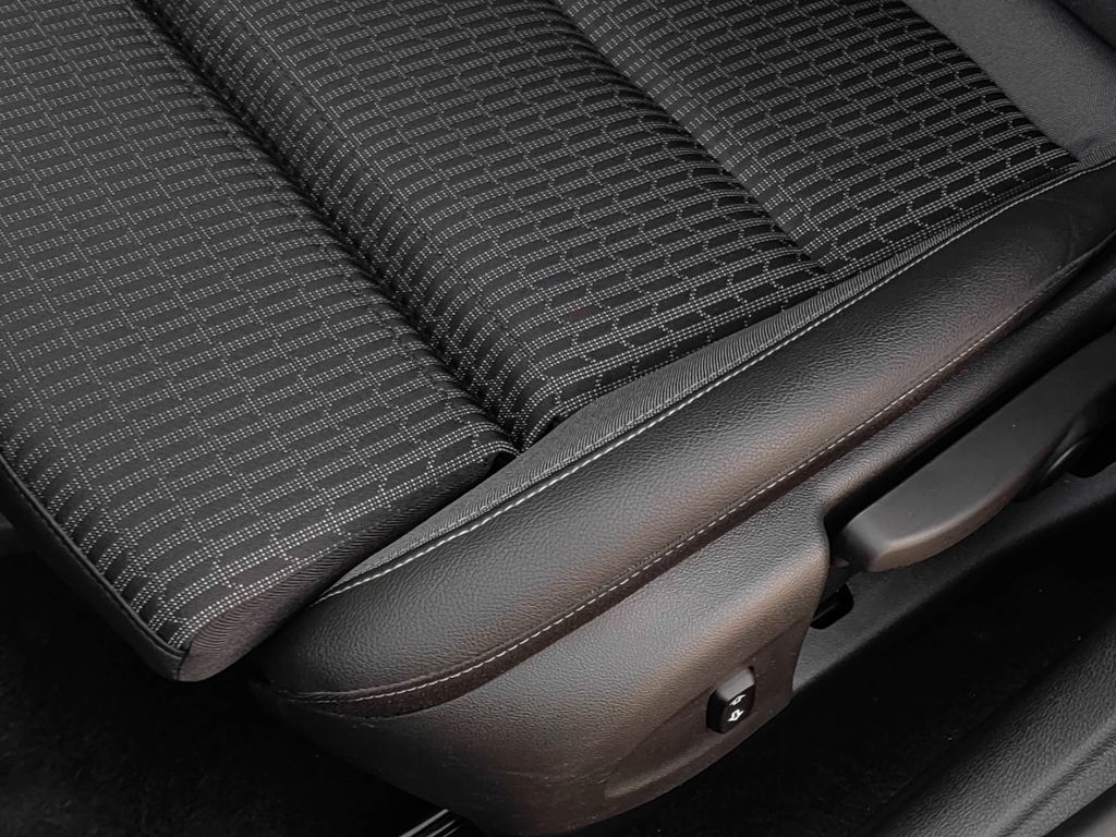 
Opel Astra K ST Elegance LED Navegación Cámara PDCvh SHz DA full									