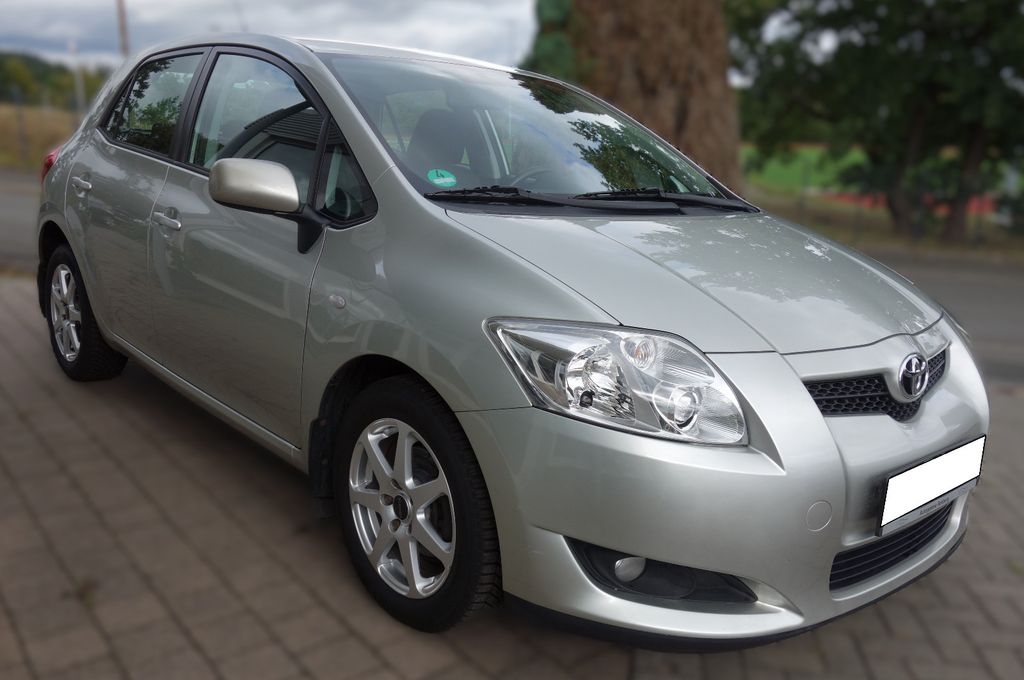 
Toyota Auris Team full									